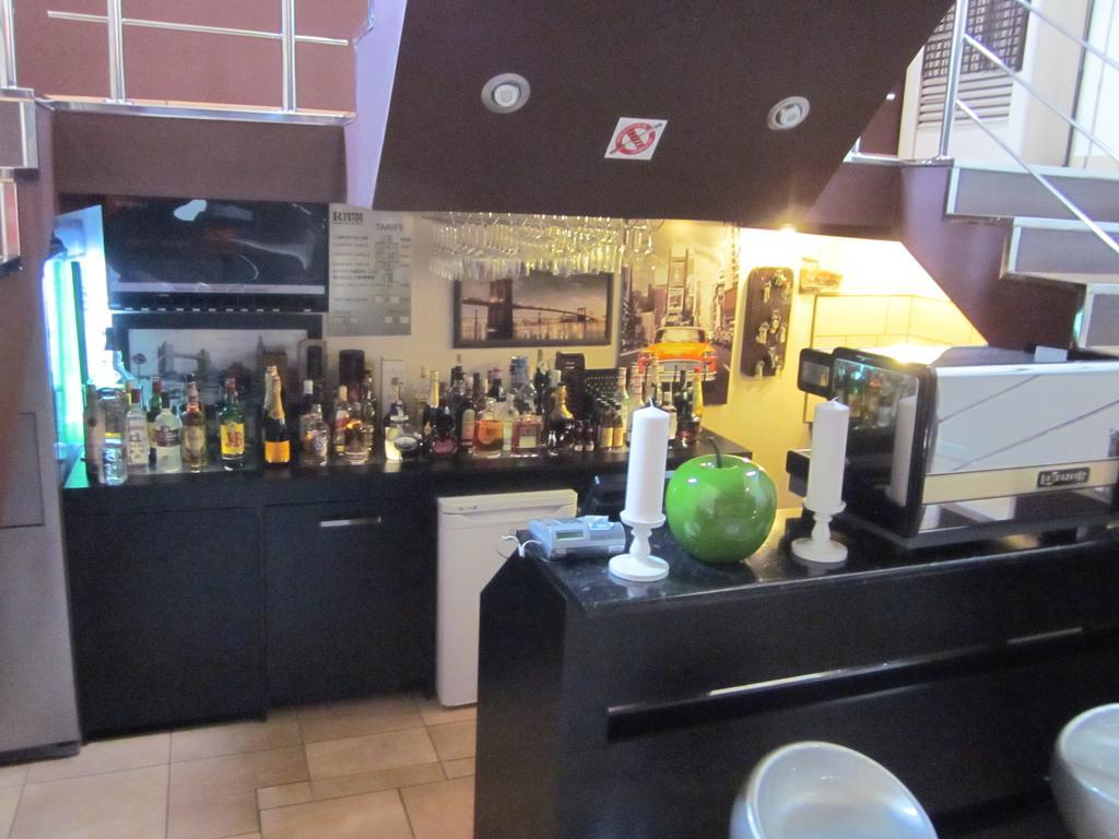 Rixo'S Guesthouse Cîrcea Eksteriør bilde