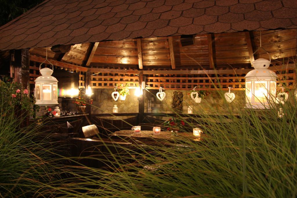 Rixo'S Guesthouse Cîrcea Eksteriør bilde